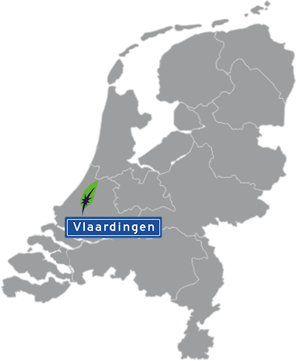 Grijze kaart van Nederland met Vlaardingen aangegeven voor maatwerk taalcursus Frans zakelijk - blauw plaatsnaambord met witte letters en Dagnall veer - transparante achtergrond - 600 * 733 pixels